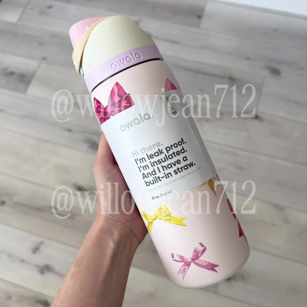 "Girlhood" Pink Bows Owala - 32 oz Freesip - Limited Edition UO Color - Picture 4 of 6